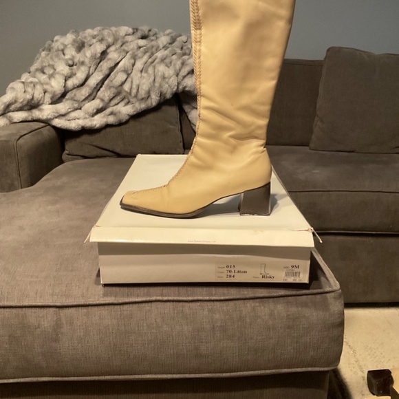 Tan Riding Boot - Picture 2 of 4